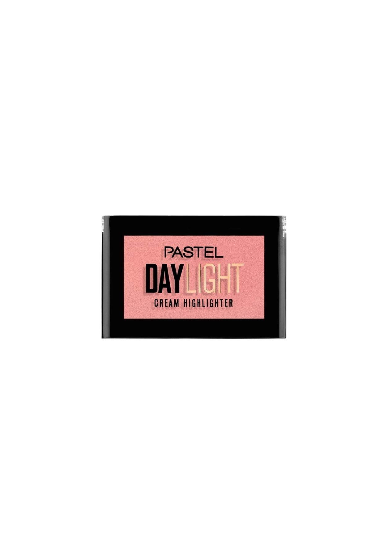 Pastel Daylight Cream Highlighter 13