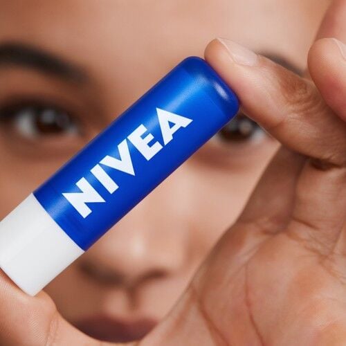 Nivea Dudak Bakım Kremi Essential Care 4.8 gr