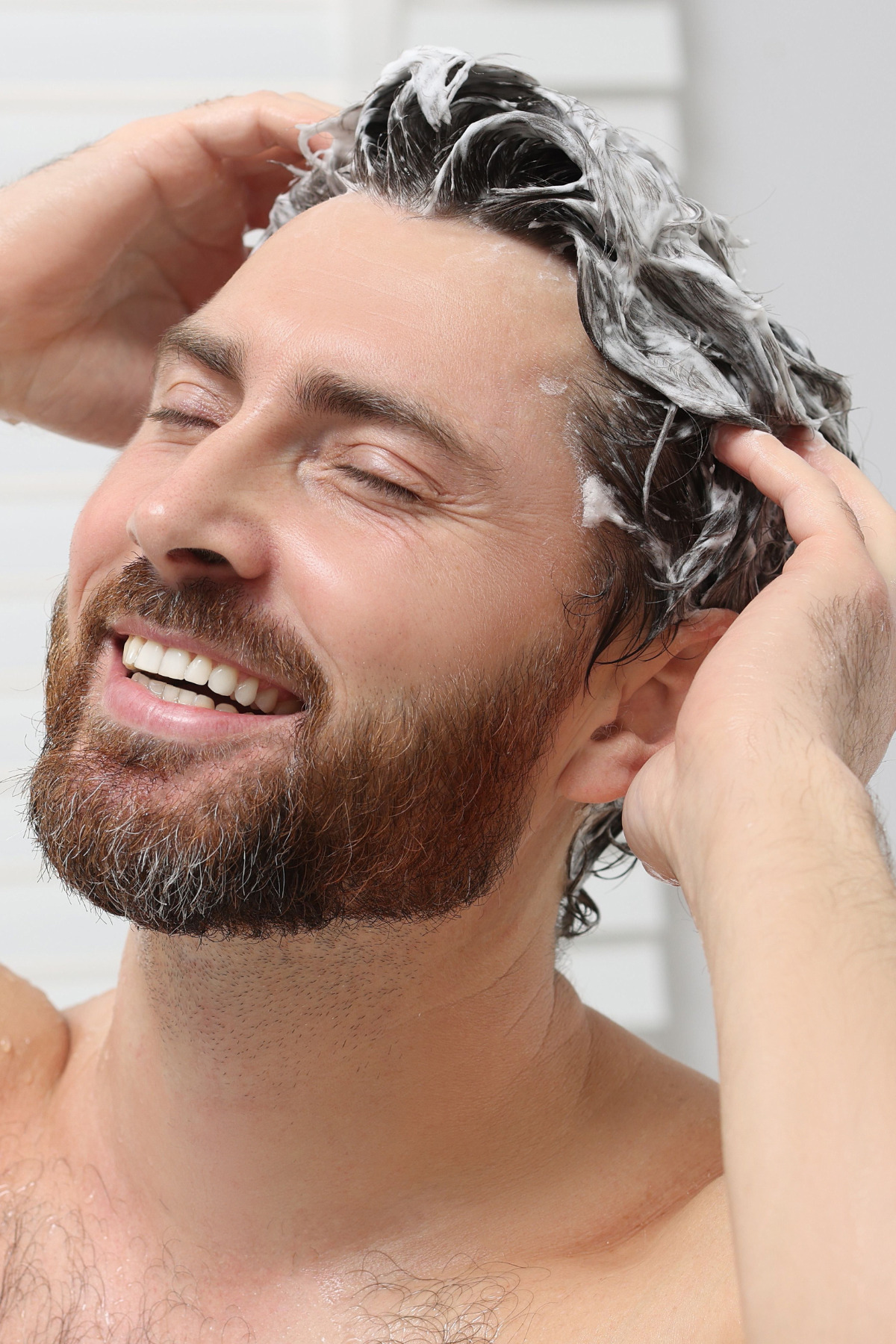 Keratin Complex Şampuan, Besleyici Ve Onarıcı , Tüm Saç Tipleri Için , 675 ml